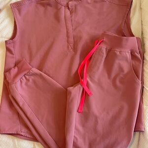 Figs Chalk Pink Sleeveless Top and Jogger Set